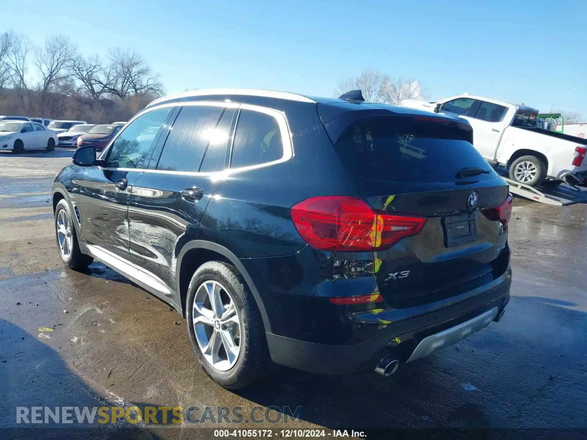 3 Photograph of a damaged car 5UXTR7C58KLR49394 BMW X3 2019