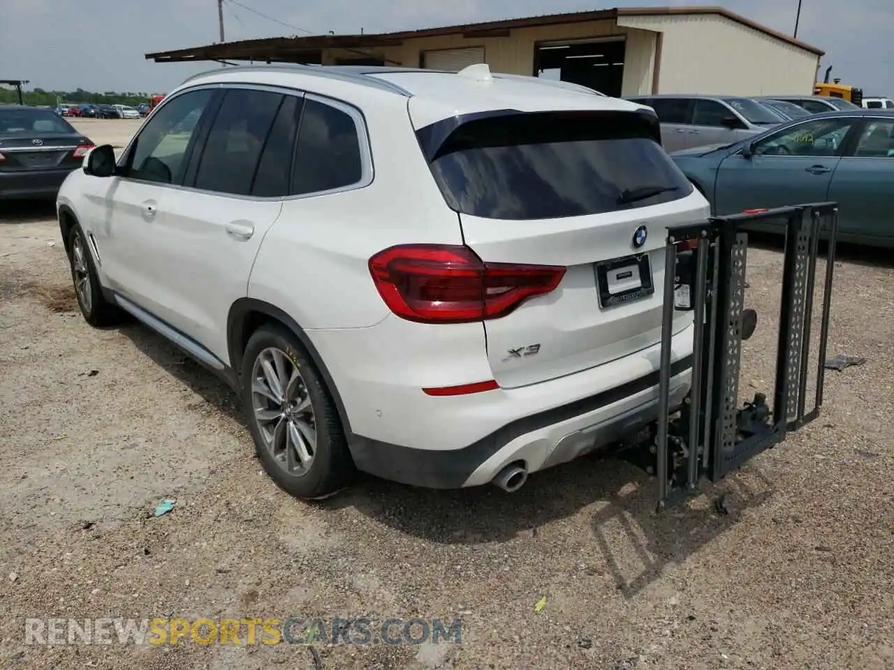 3 Photograph of a damaged car 5UXTR7C58KLR52697 BMW X3 2019