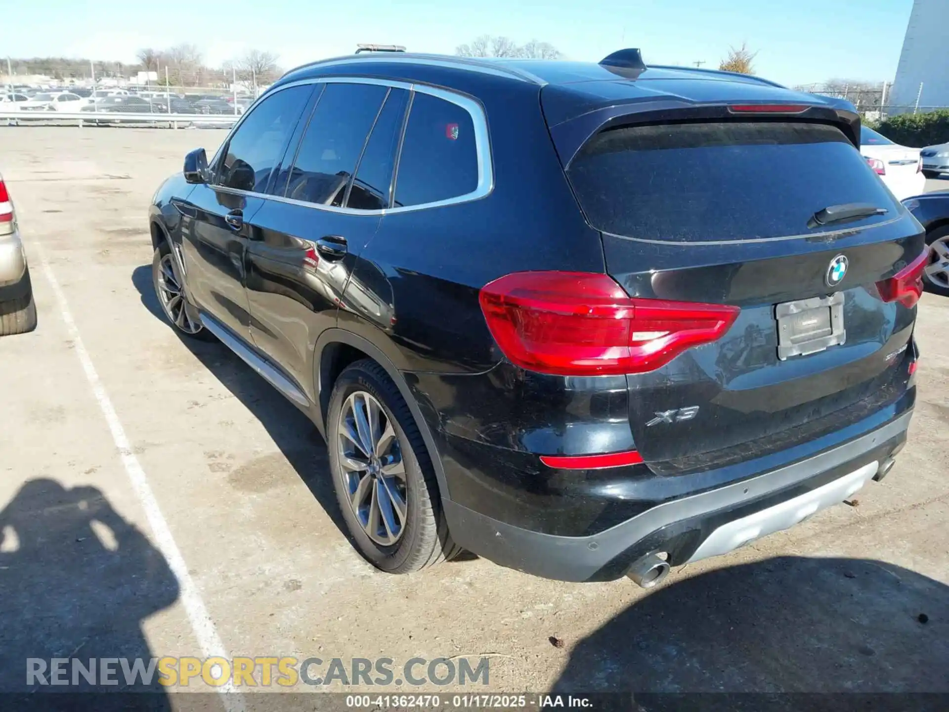 3 Photograph of a damaged car 5UXTR7C59KLE88287 BMW X3 2019