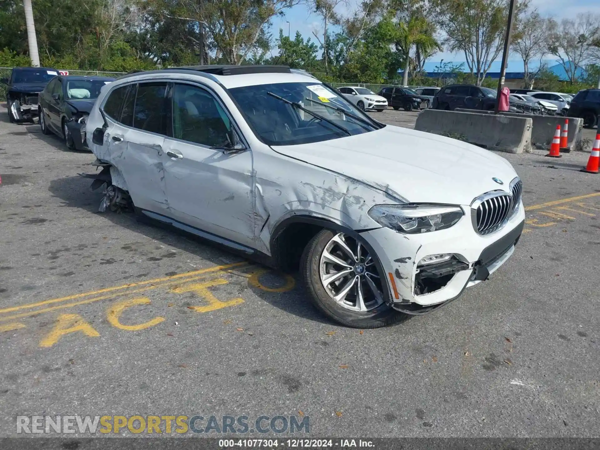 1 Photograph of a damaged car 5UXTR7C59KLF36046 BMW X3 2019