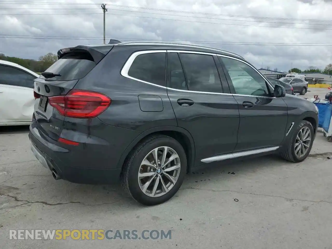 3 Photograph of a damaged car 5UXTR7C59KLR45600 BMW X3 2019