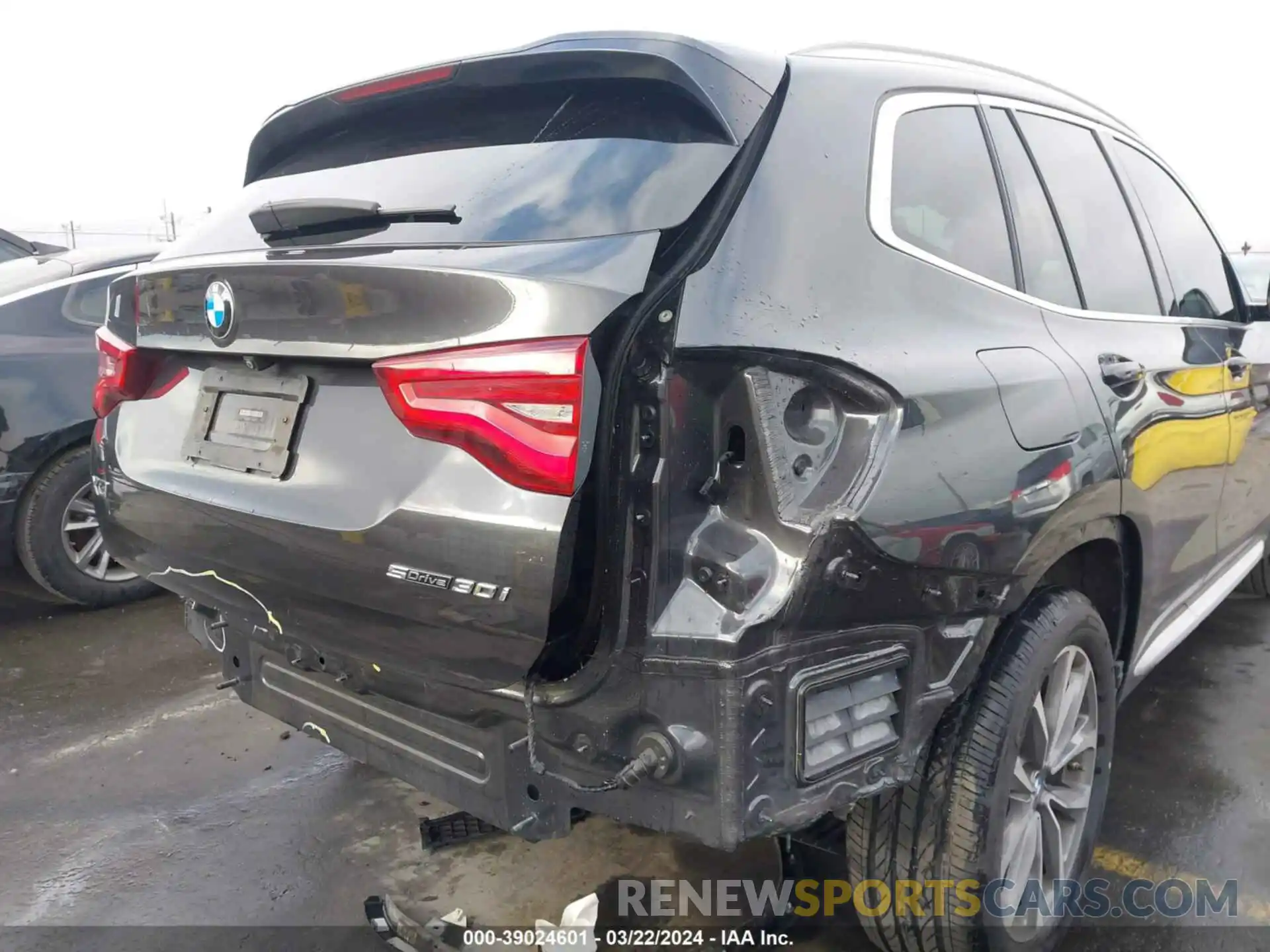 6 Photograph of a damaged car 5UXTR7C59KLR48433 BMW X3 2019