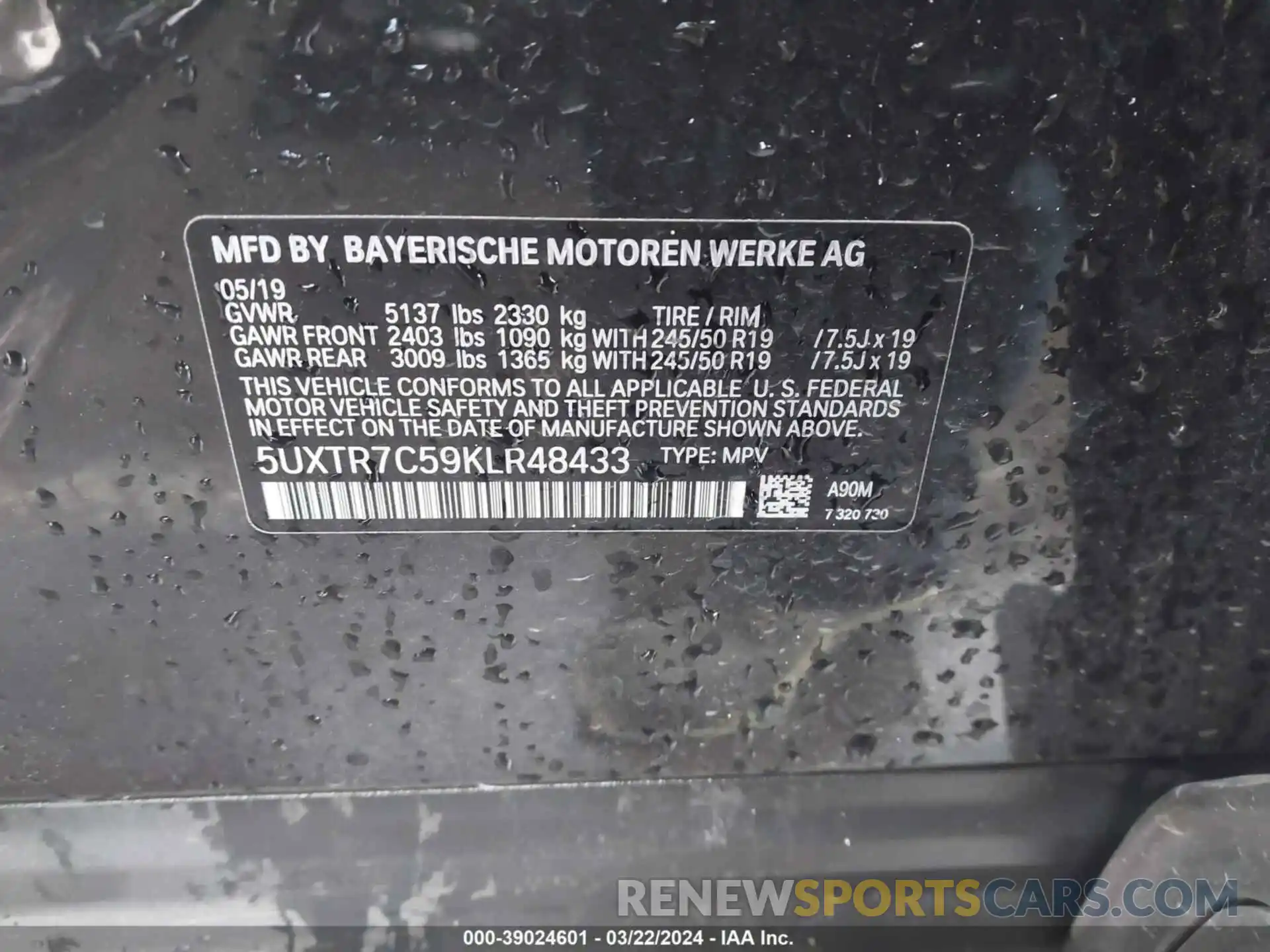 9 Photograph of a damaged car 5UXTR7C59KLR48433 BMW X3 2019