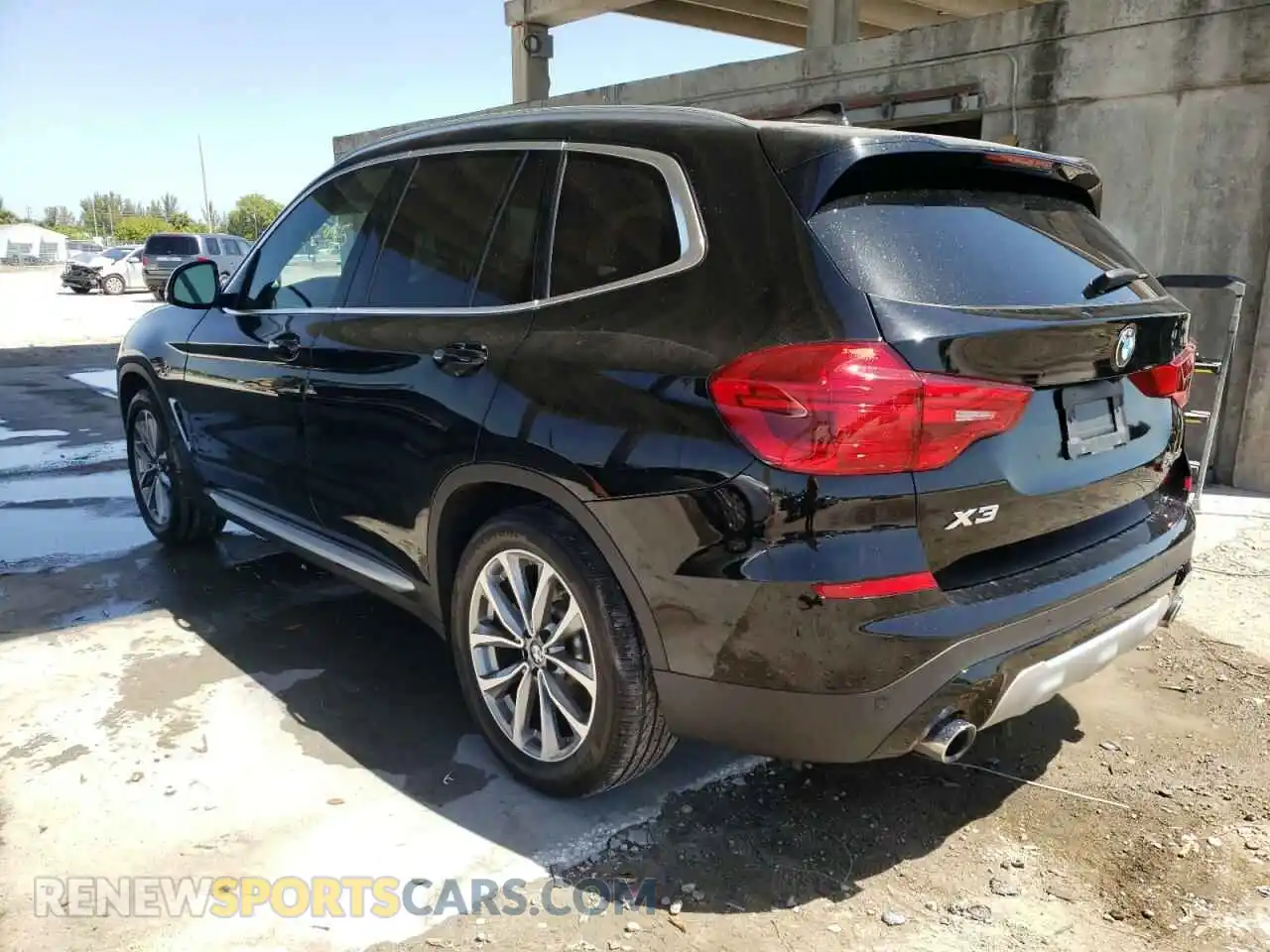 3 Photograph of a damaged car 5UXTR7C5XKLE97287 BMW X3 2019