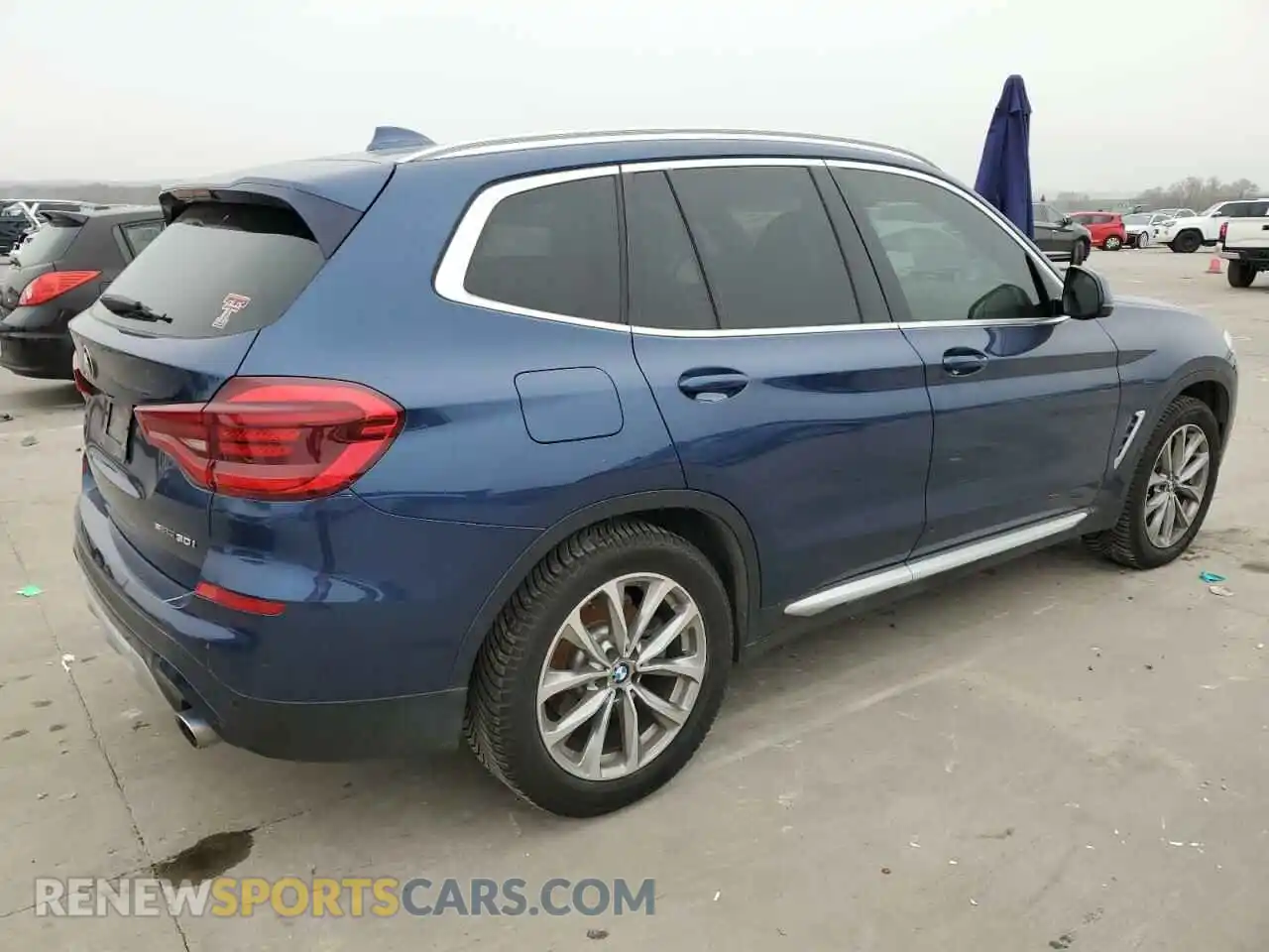 3 Photograph of a damaged car 5UXTR7C5XKLE98200 BMW X3 2019