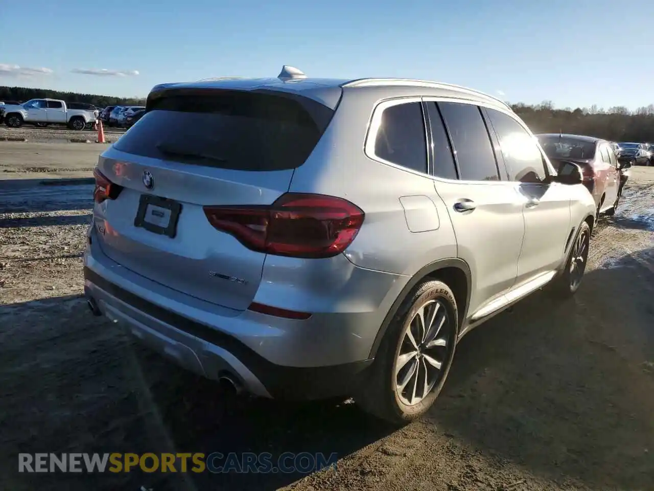 3 Photograph of a damaged car 5UXTR7C5XKLF25167 BMW X3 2019