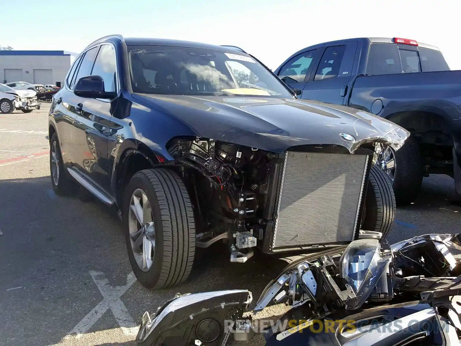 1 Фотография поврежденного автомобиля 5UXTR7C5XKLF32099 BMW X3 2019
