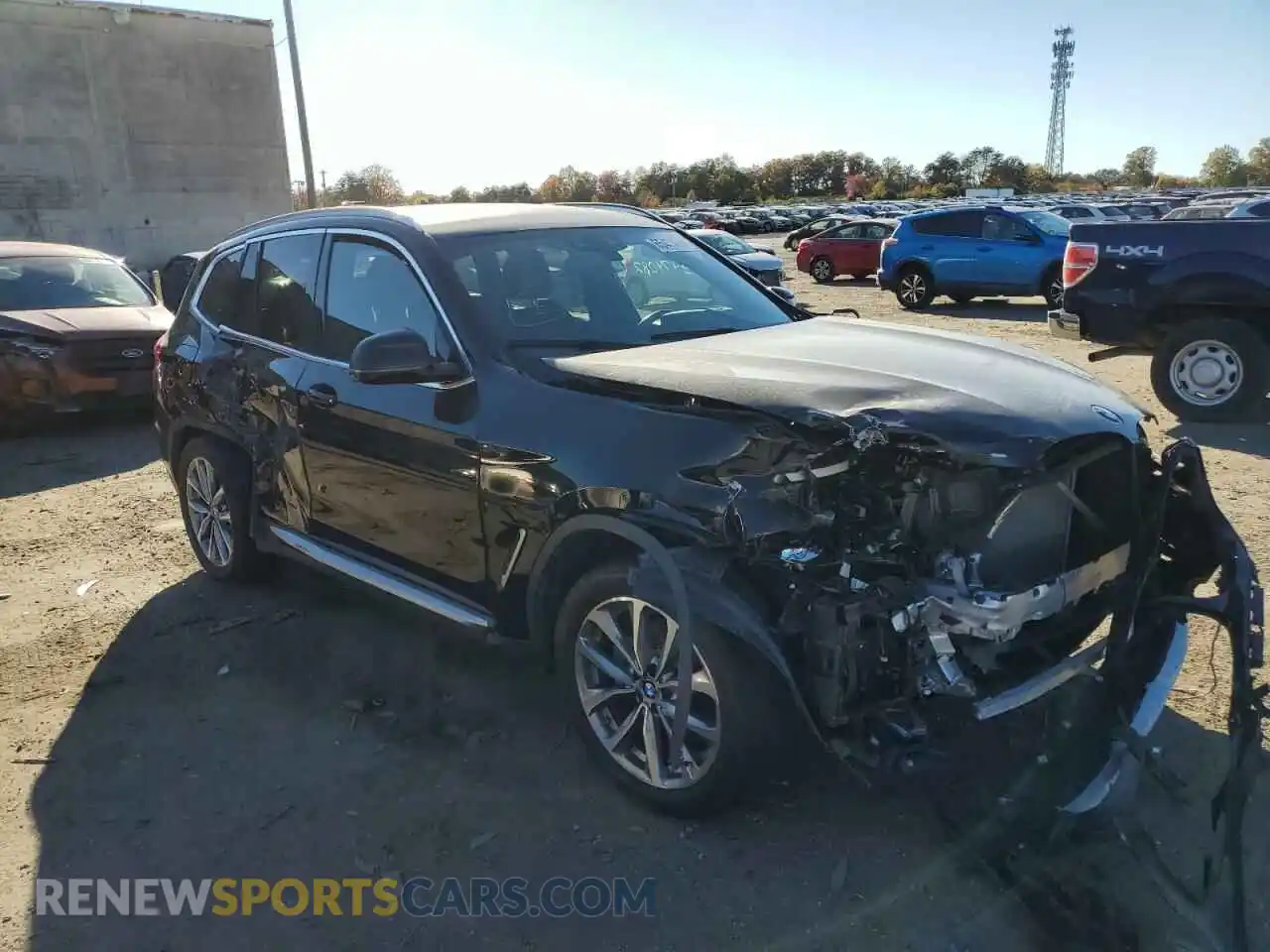 1 Фотография поврежденного автомобиля 5UXTR9C50KLD92317 BMW X3 2019