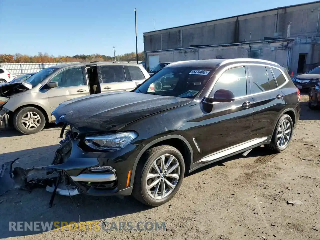 2 Фотография поврежденного автомобиля 5UXTR9C50KLD92317 BMW X3 2019