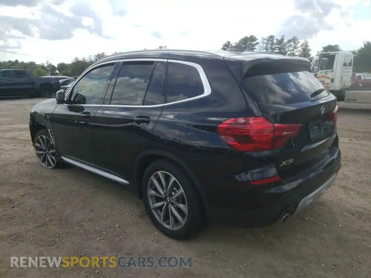 3 Photograph of a damaged car 5UXTR9C50KLE15269 BMW X3 2019