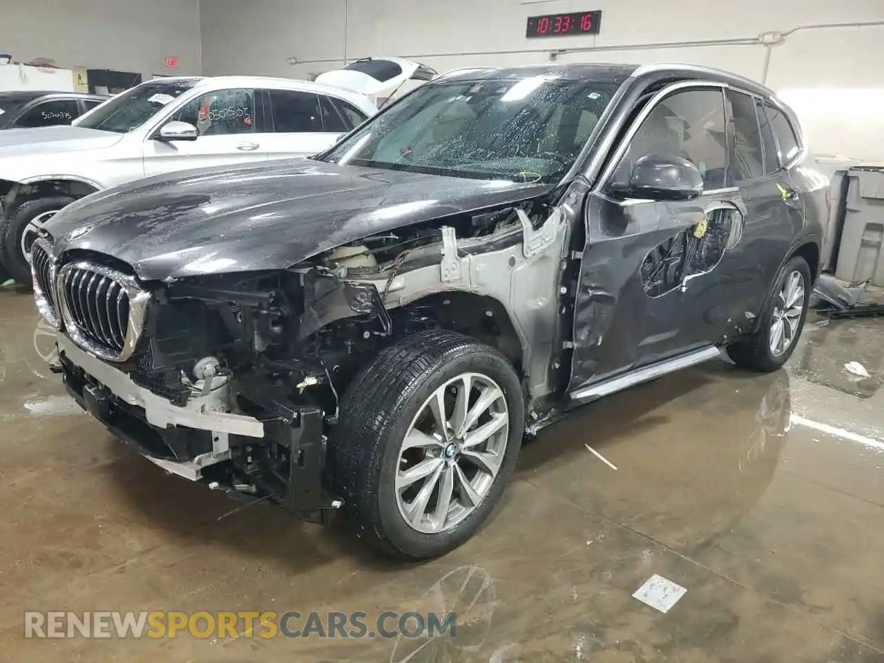 1 Photograph of a damaged car 5UXTR9C50KLR05045 BMW X3 2019