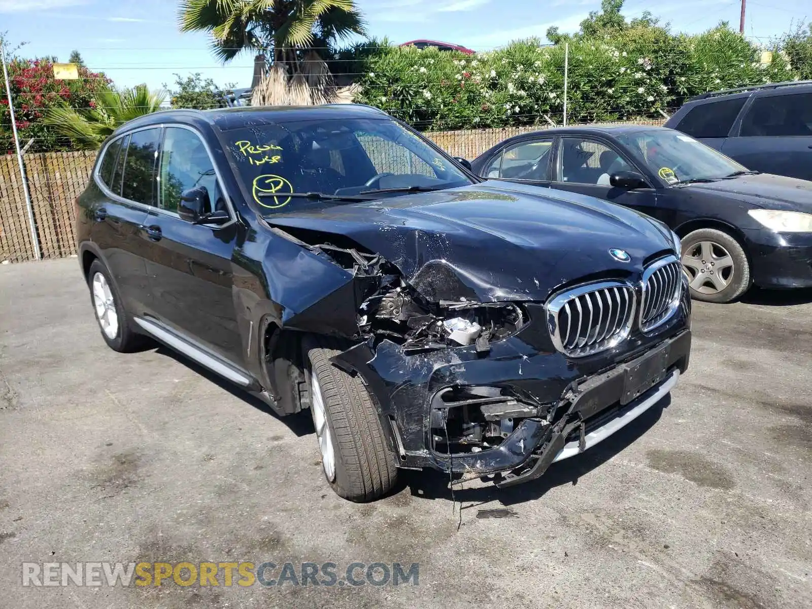 1 Photograph of a damaged car 5UXTR9C50KLR10973 BMW X3 2019