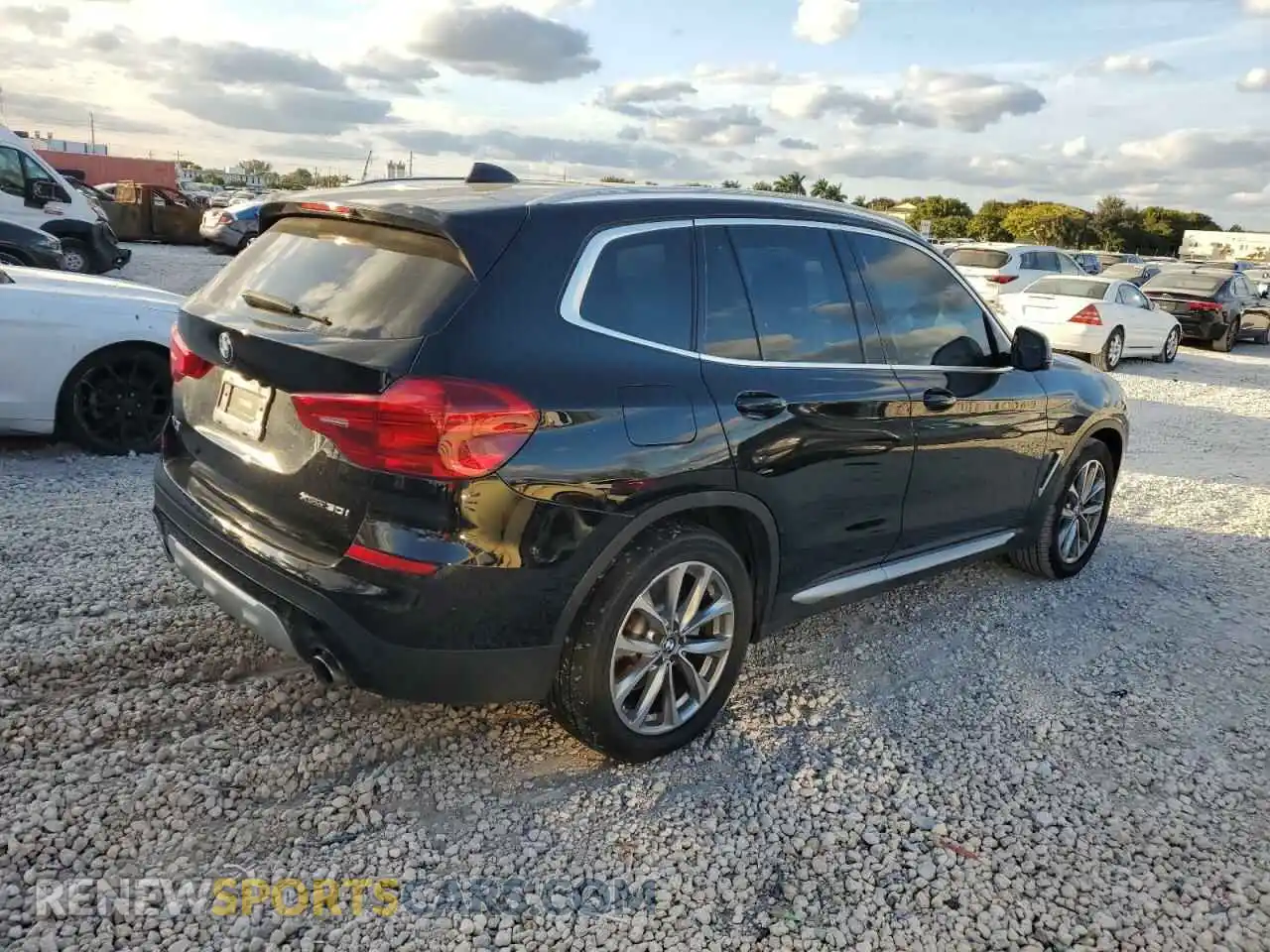 3 Photograph of a damaged car 5UXTR9C51KLE17550 BMW X3 2019