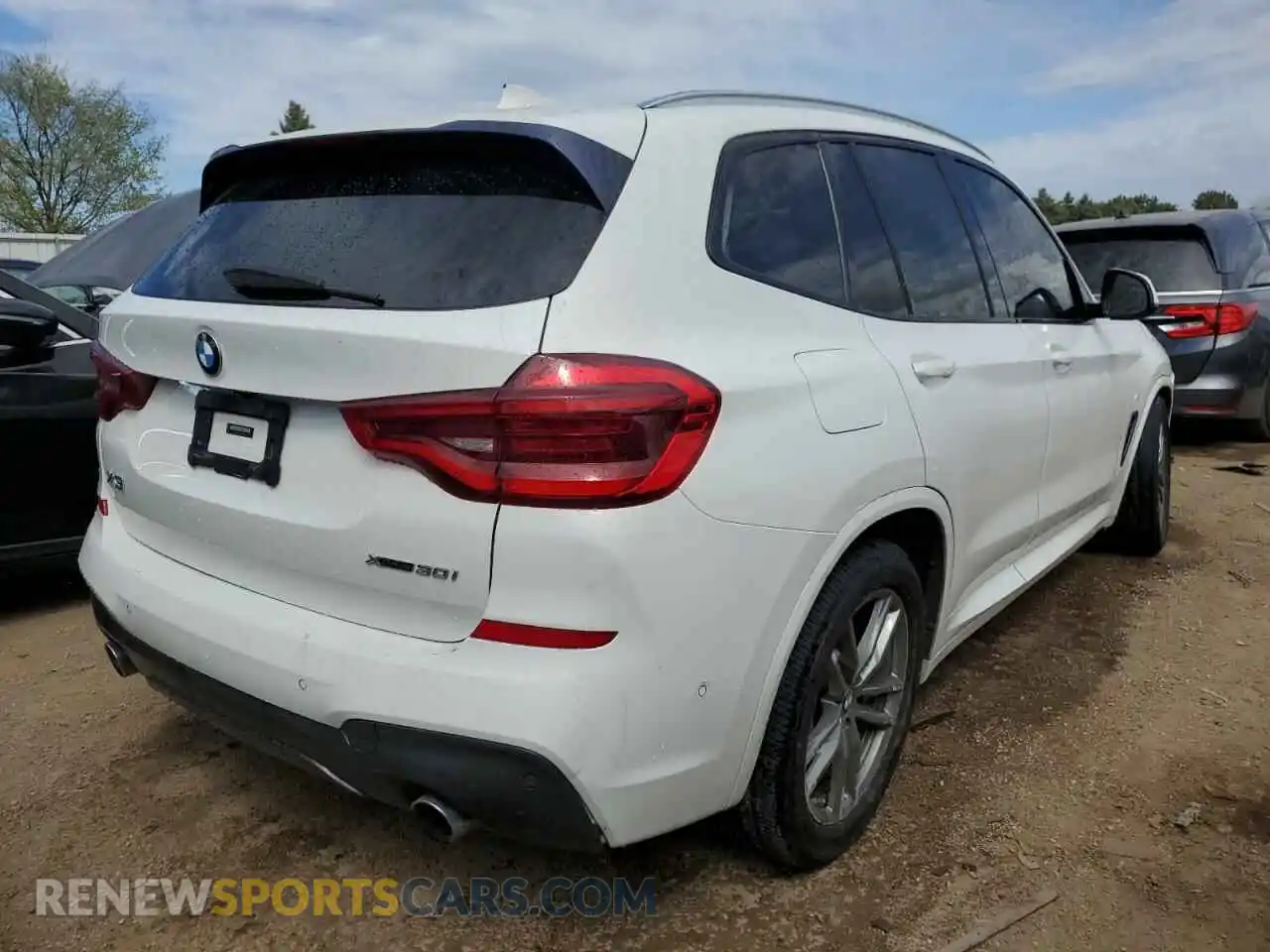 3 Photograph of a damaged car 5UXTR9C51KLP86101 BMW X3 2019