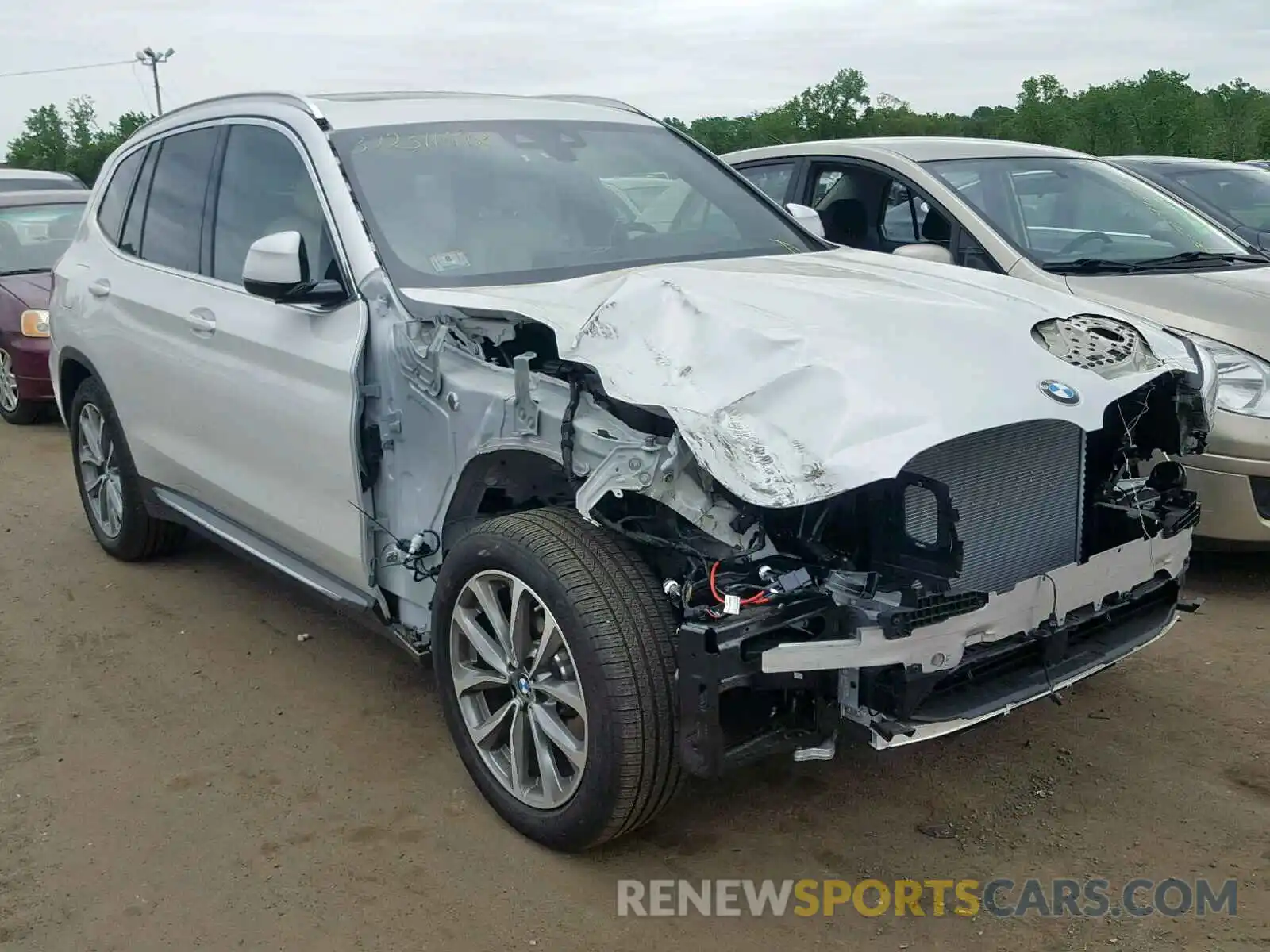 1 Photograph of a damaged car 5UXTR9C52KLD91864 BMW X3 2019
