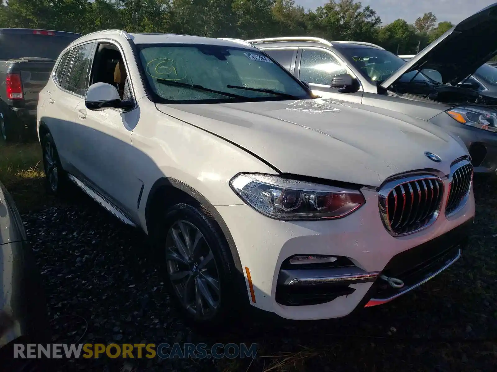 1 Фотография поврежденного автомобиля 5UXTR9C52KLD95459 BMW X3 2019