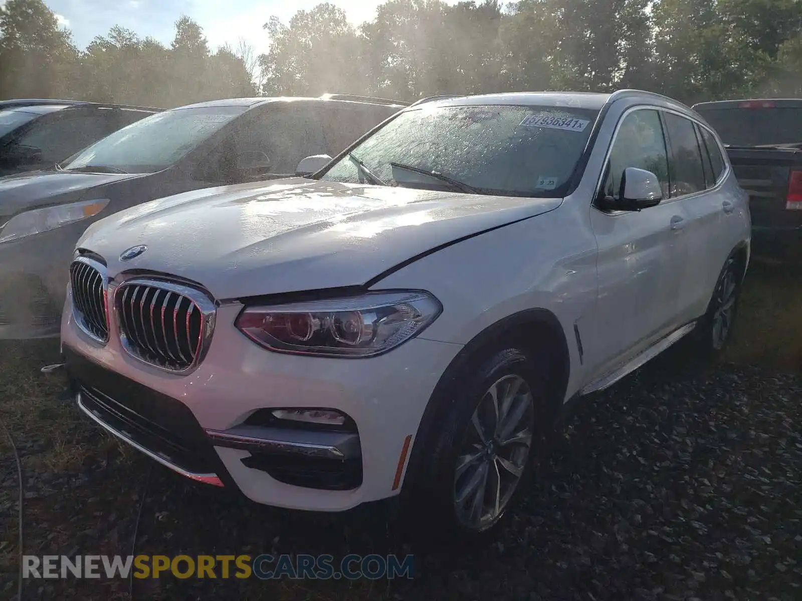 2 Фотография поврежденного автомобиля 5UXTR9C52KLD95459 BMW X3 2019