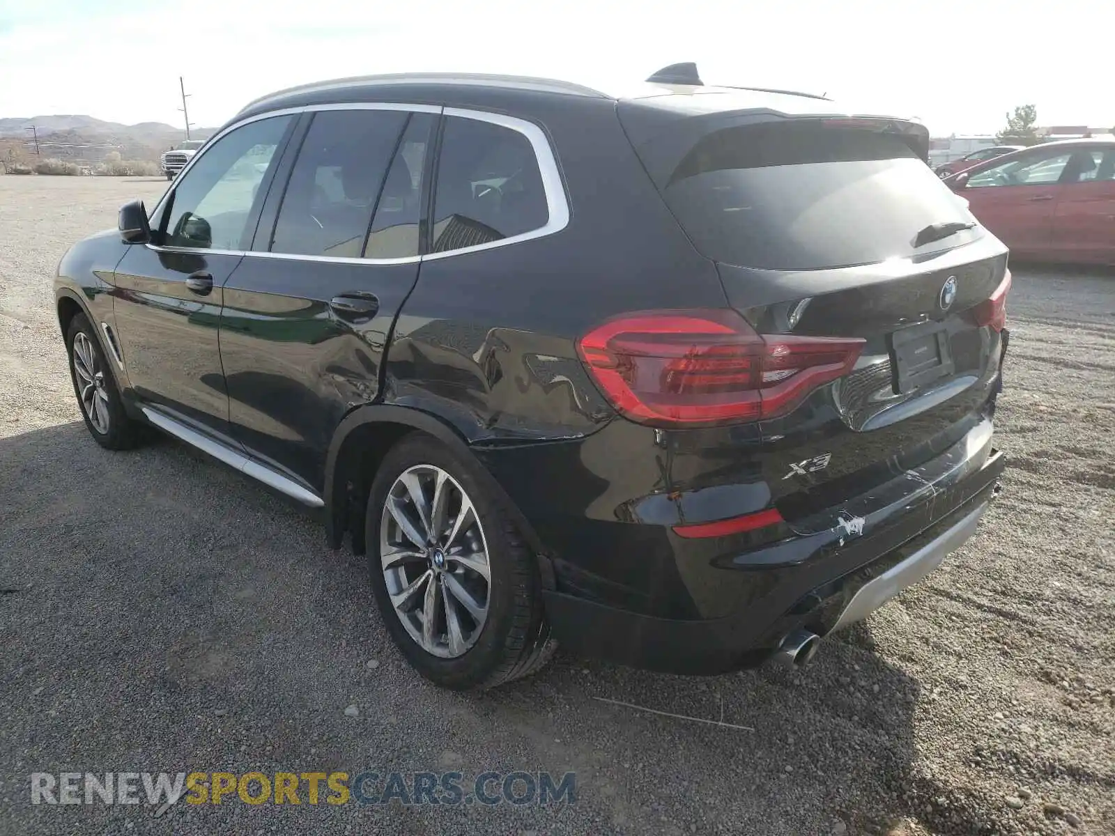 3 Photograph of a damaged car 5UXTR9C52KLE13555 BMW X3 2019