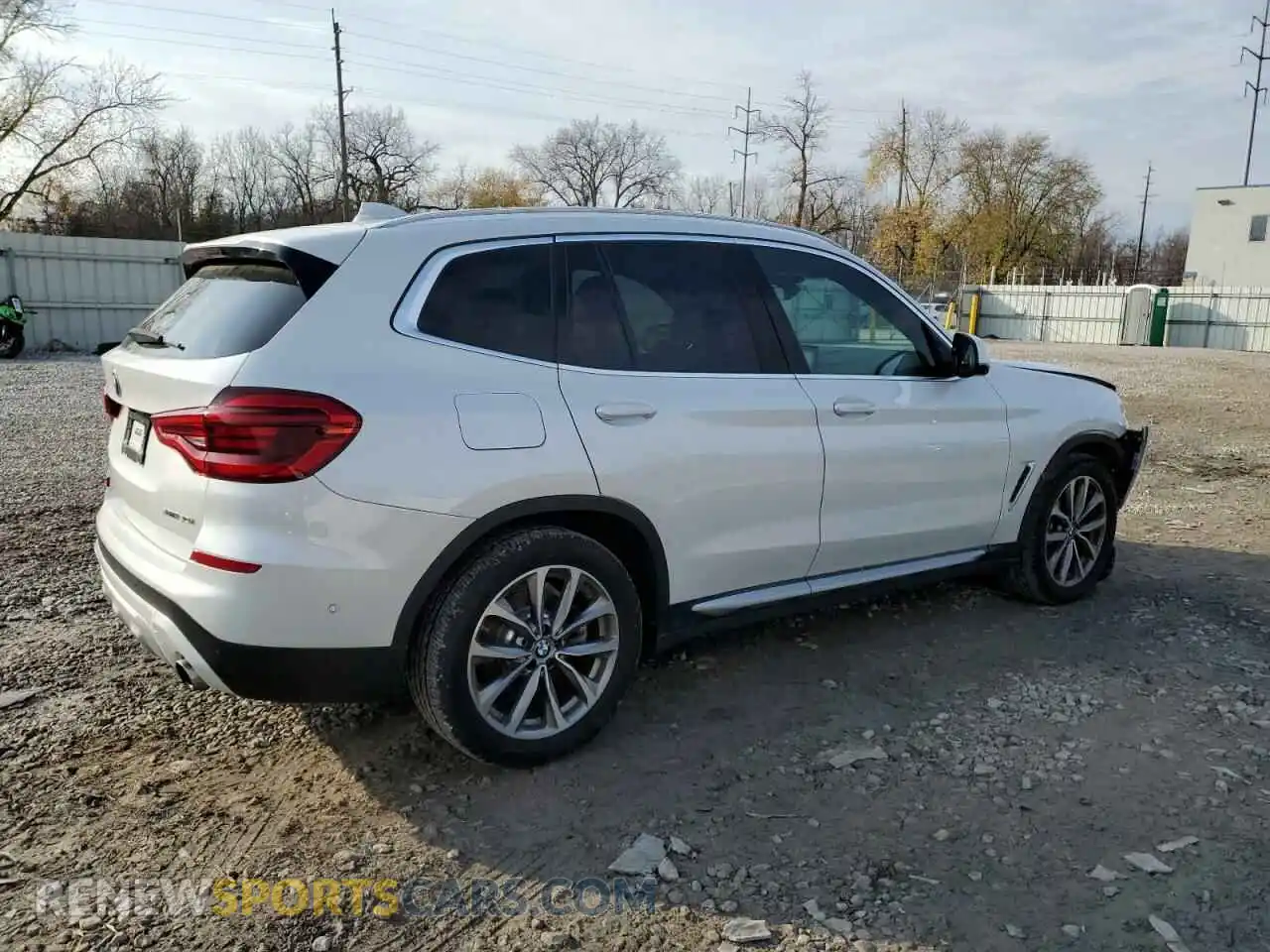 3 Photograph of a damaged car 5UXTR9C52KLP87600 BMW X3 2019