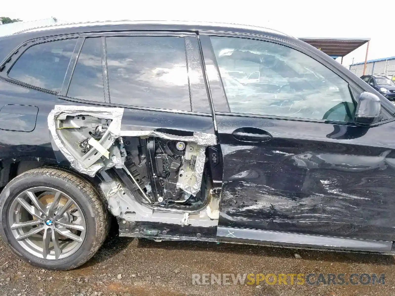 9 Photograph of a damaged car 5UXTR9C52KLP89752 BMW X3 2019