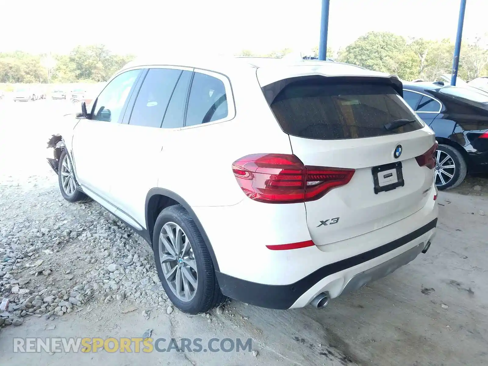 3 Photograph of a damaged car 5UXTR9C52KLP93946 BMW X3 2019