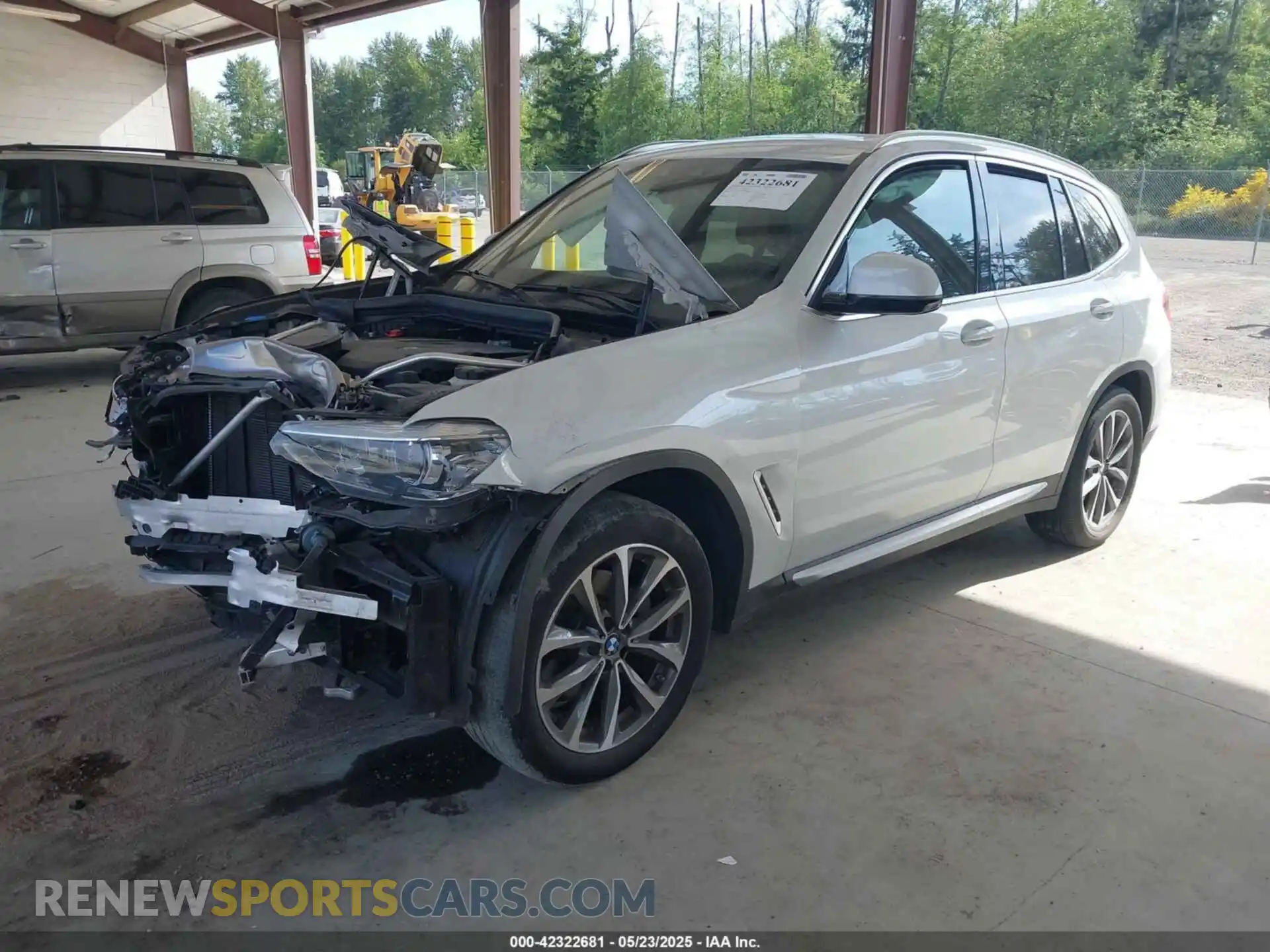2 Photograph of a damaged car 5UXTR9C52KLP96605 BMW X3 2019