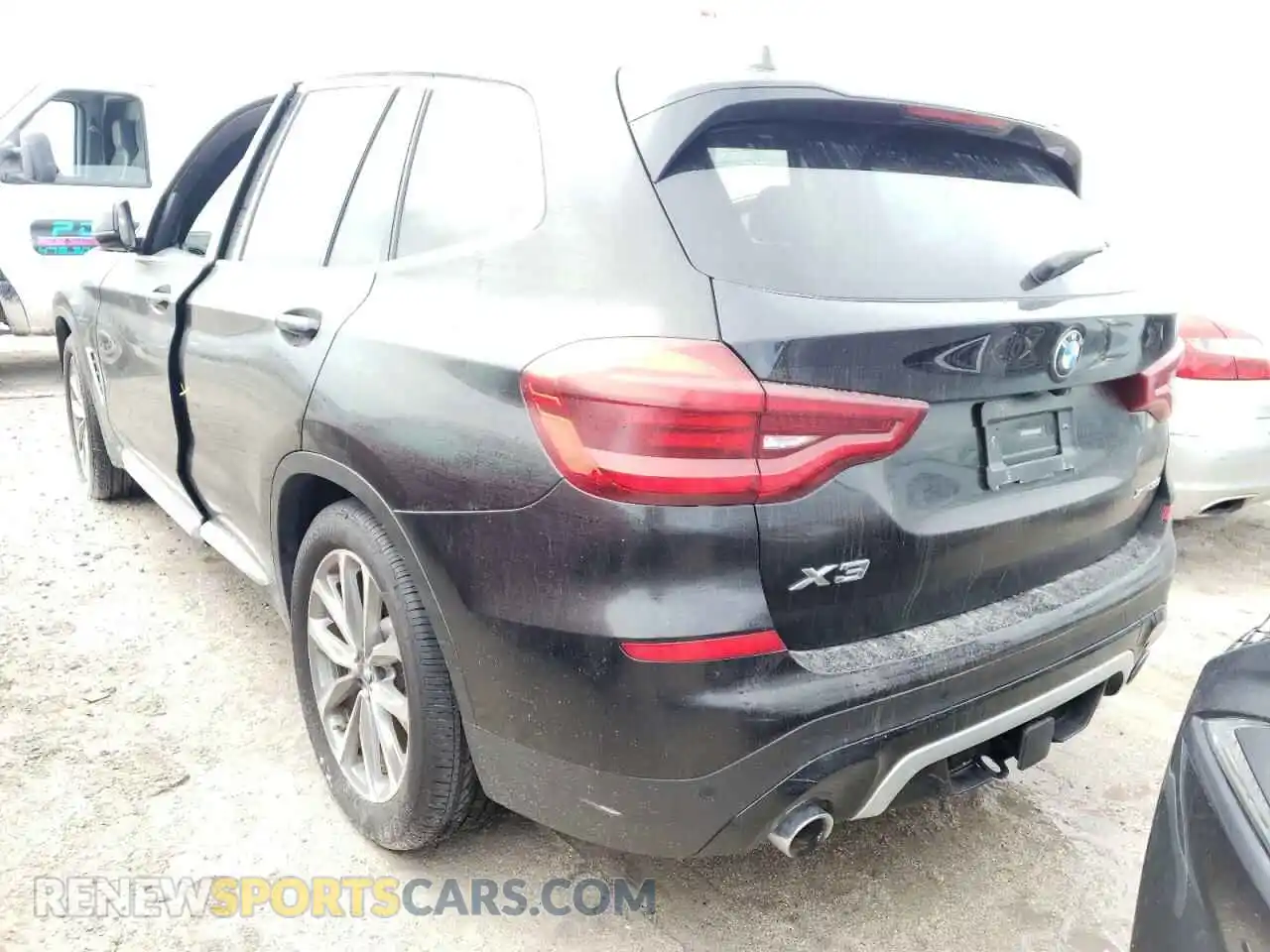 3 Photograph of a damaged car 5UXTR9C53KLD99195 BMW X3 2019