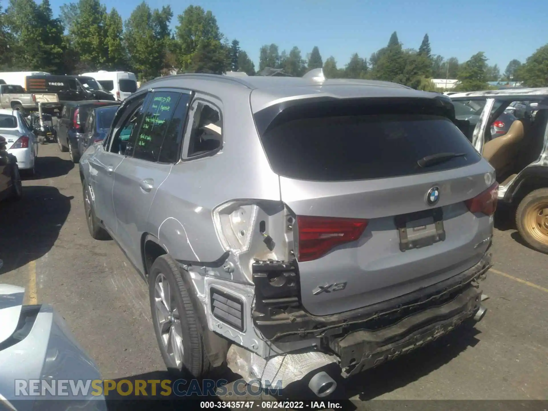 3 Photograph of a damaged car 5UXTR9C53KLE17467 BMW X3 2019