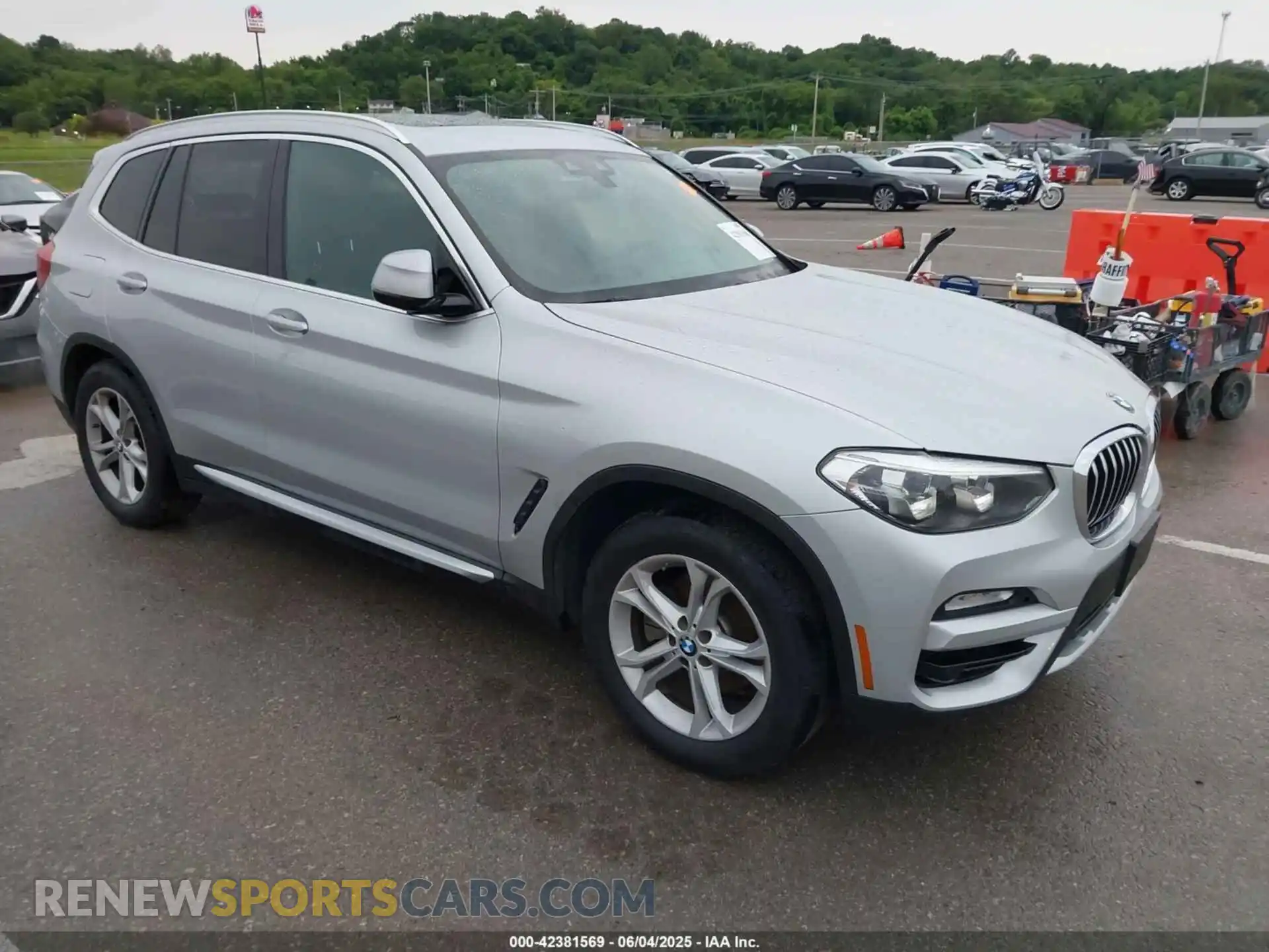 1 Photograph of a damaged car 5UXTR9C53KLE19459 BMW X3 2019