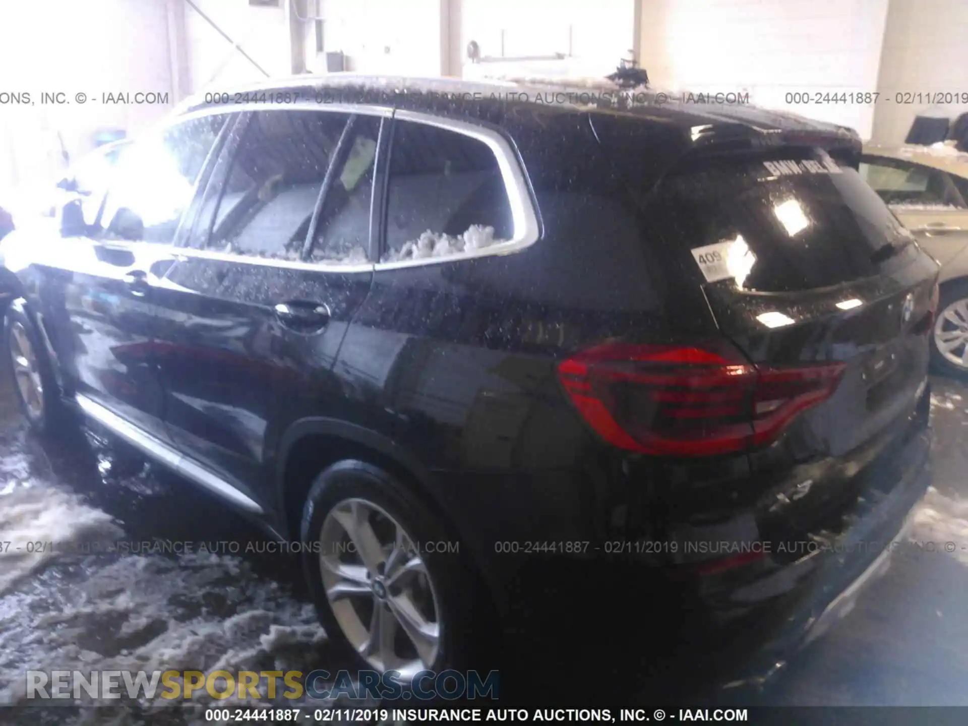 3 Photograph of a damaged car 5UXTR9C54KLD97231 BMW X3 2019