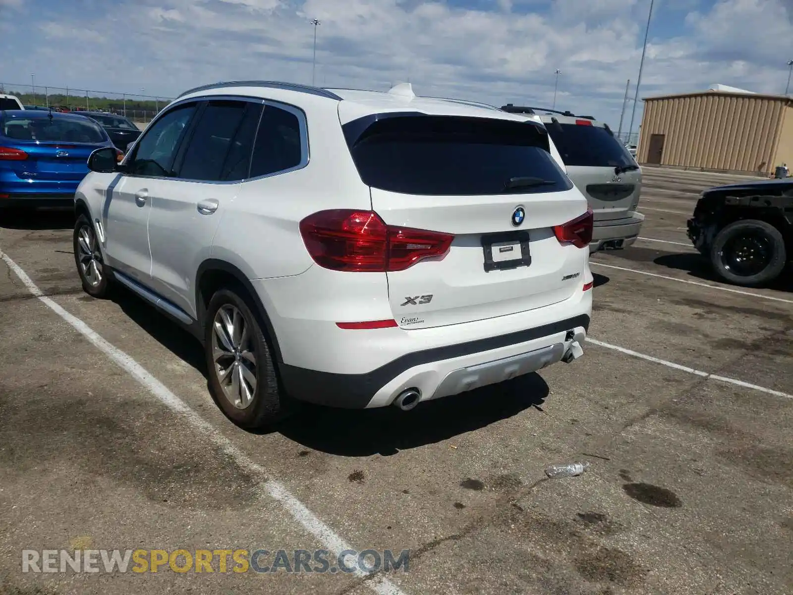 3 Photograph of a damaged car 5UXTR9C55KLD94936 BMW X3 2019