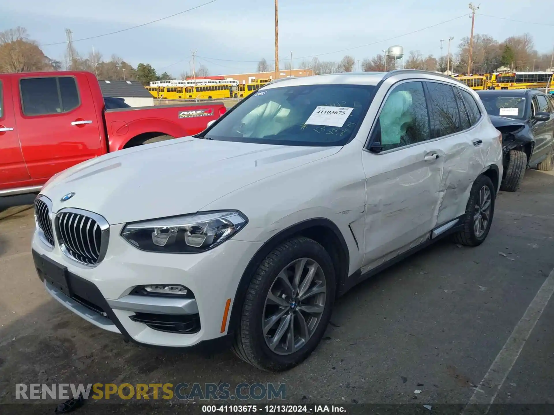2 Photograph of a damaged car 5UXTR9C55KLE12674 BMW X3 2019