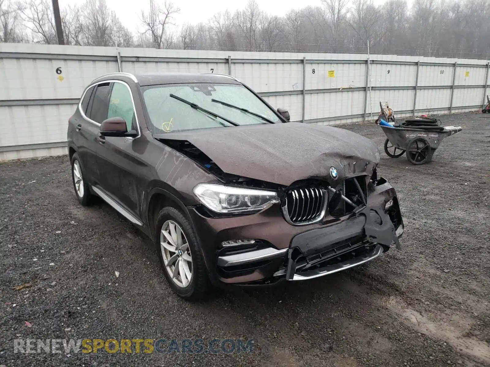 1 Photograph of a damaged car 5UXTR9C55KLE17910 BMW X3 2019