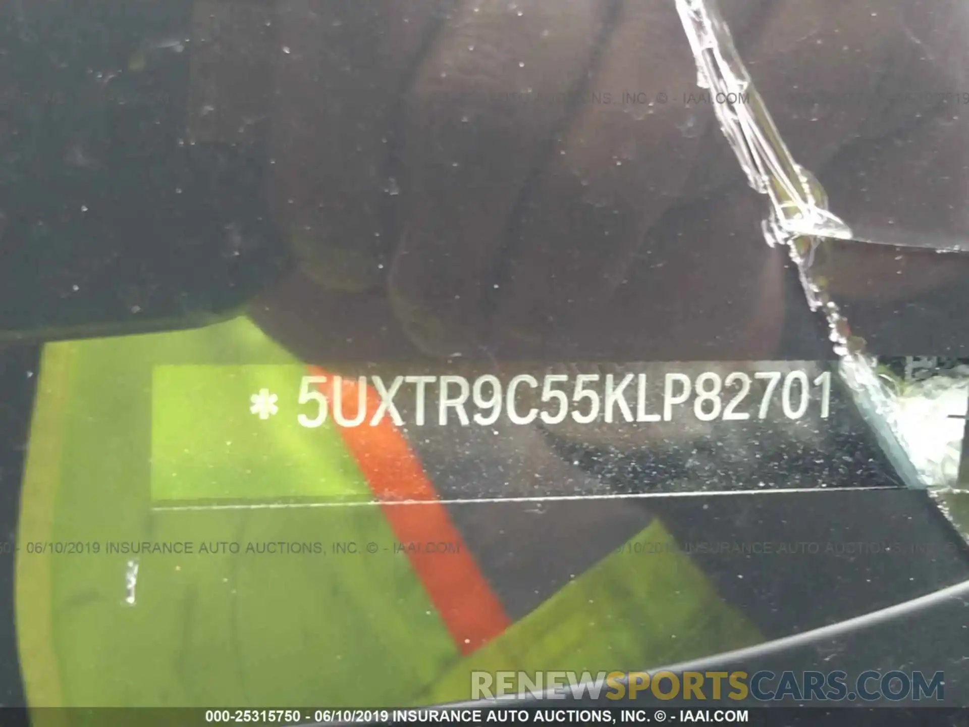 9 Photograph of a damaged car 5UXTR9C55KLP82701 BMW X3 2019