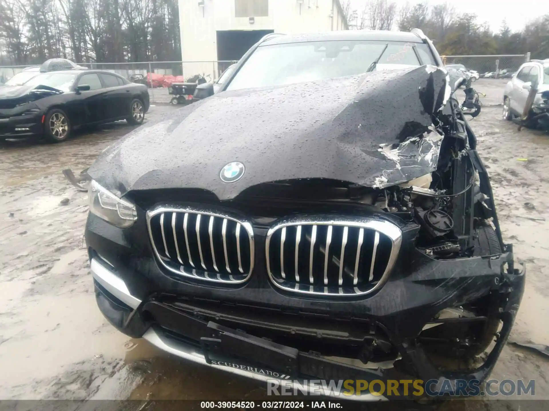 11 Photograph of a damaged car 5UXTR9C55KLP97408 BMW X3 2019