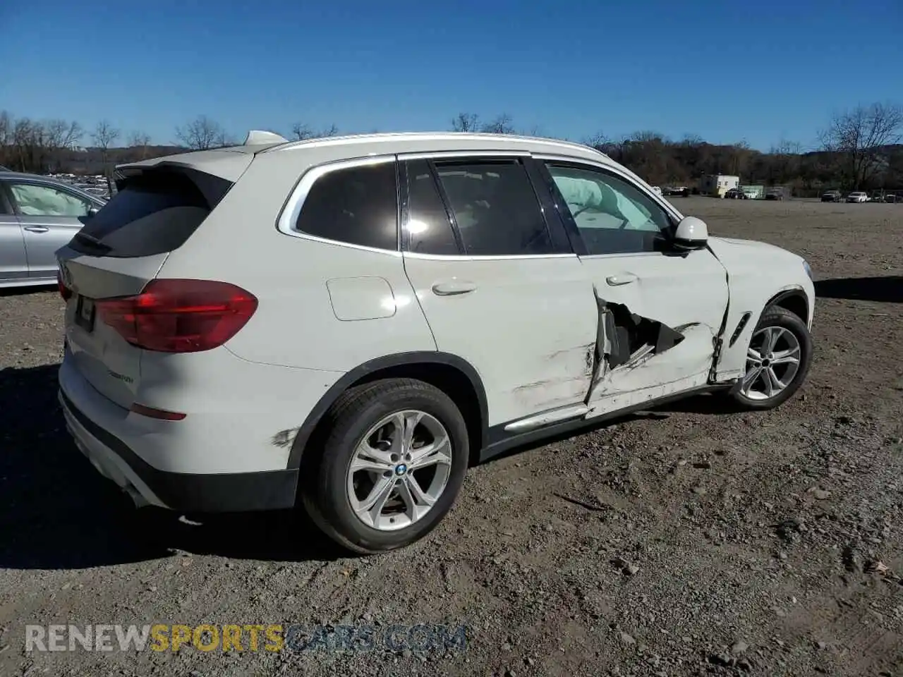 3 Photograph of a damaged car 5UXTR9C56KLD91351 BMW X3 2019