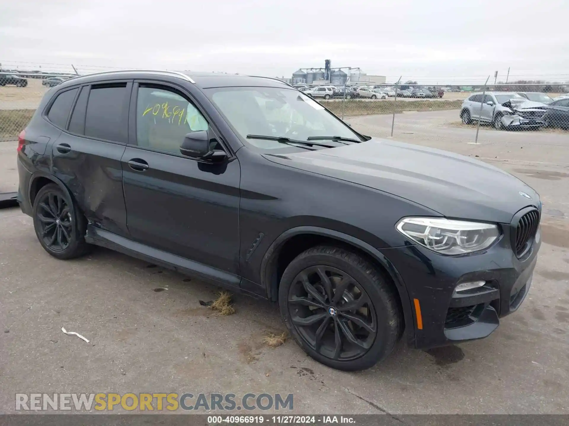 1 Photograph of a damaged car 5UXTR9C56KLP89432 BMW X3 2019