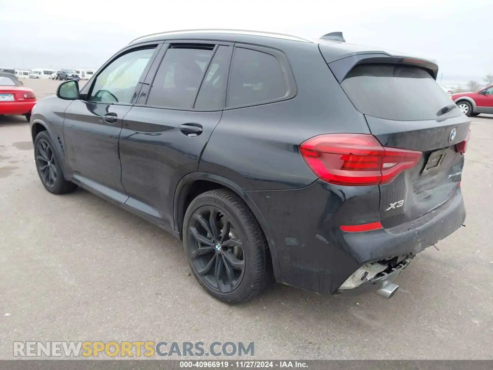 3 Photograph of a damaged car 5UXTR9C56KLP89432 BMW X3 2019