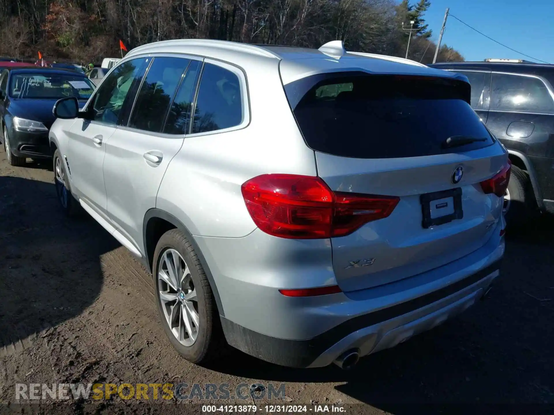3 Photograph of a damaged car 5UXTR9C57KLD93349 BMW X3 2019