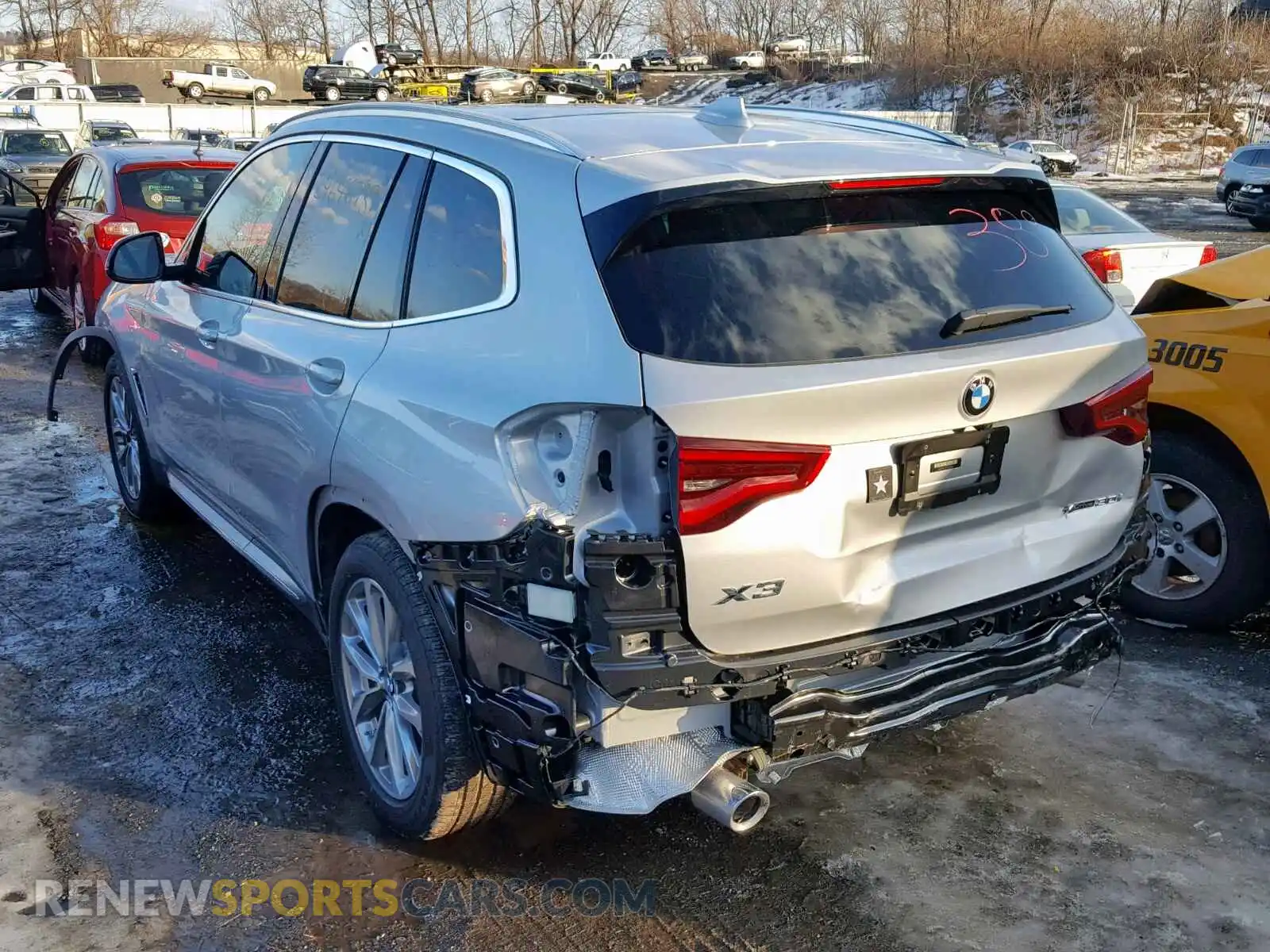 3 Photograph of a damaged car 5UXTR9C57KLE13745 BMW X3 2019