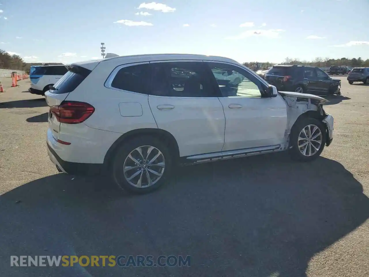 3 Photograph of a damaged car 5UXTR9C57KLE15821 BMW X3 2019
