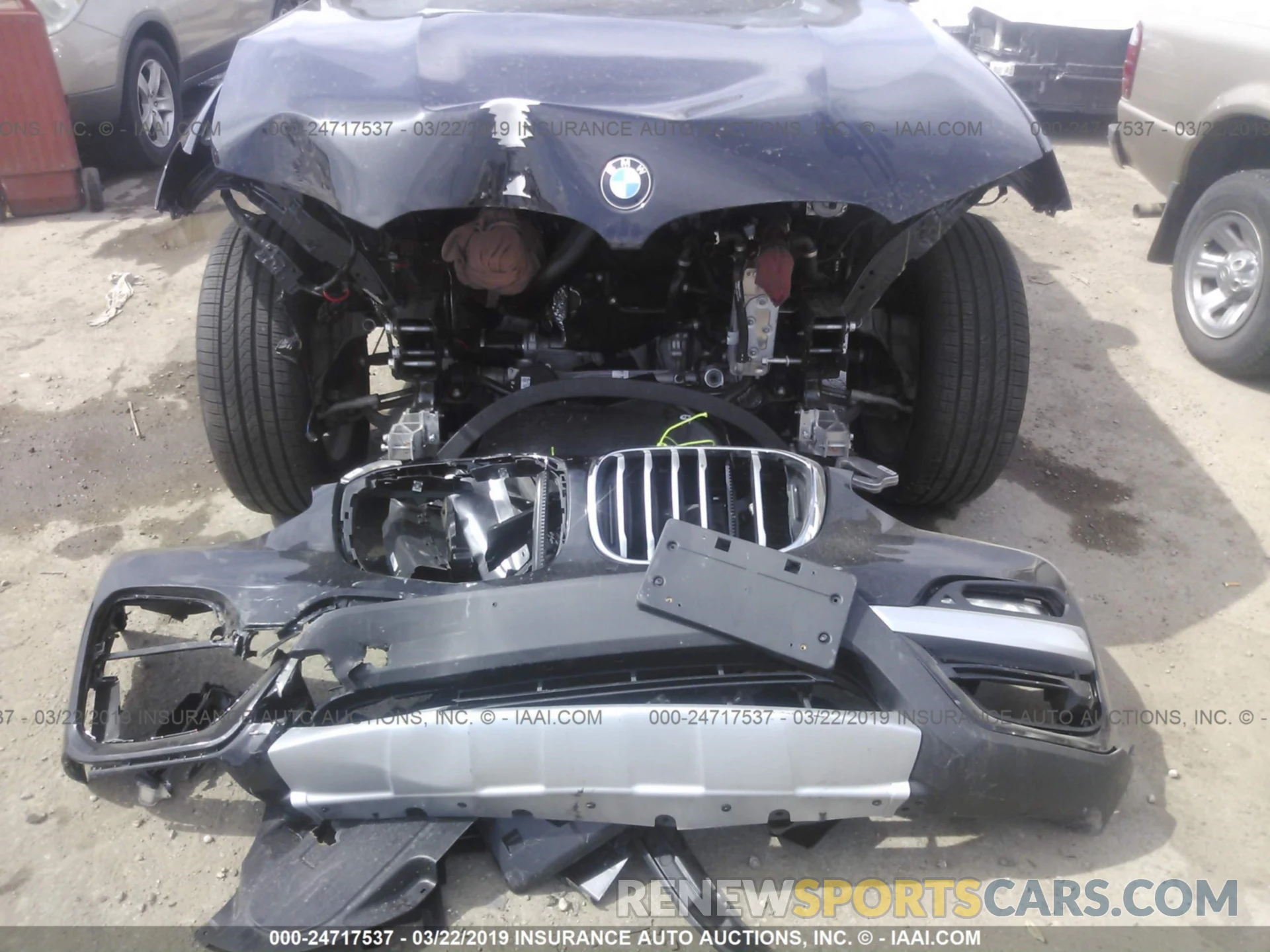 6 Photograph of a damaged car 5UXTR9C57KLE18492 BMW X3 2019