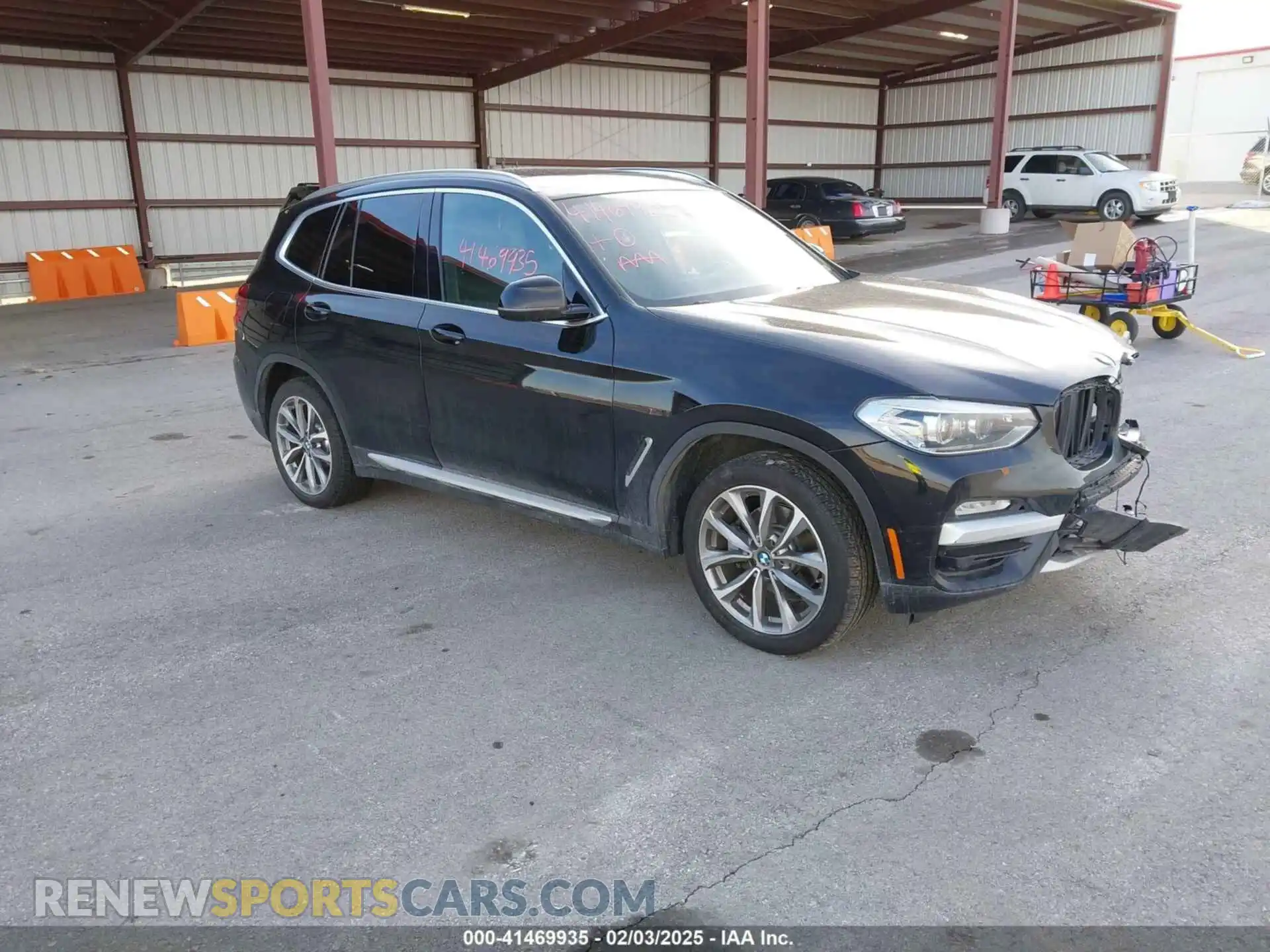 1 Photograph of a damaged car 5UXTR9C57KLE19335 BMW X3 2019
