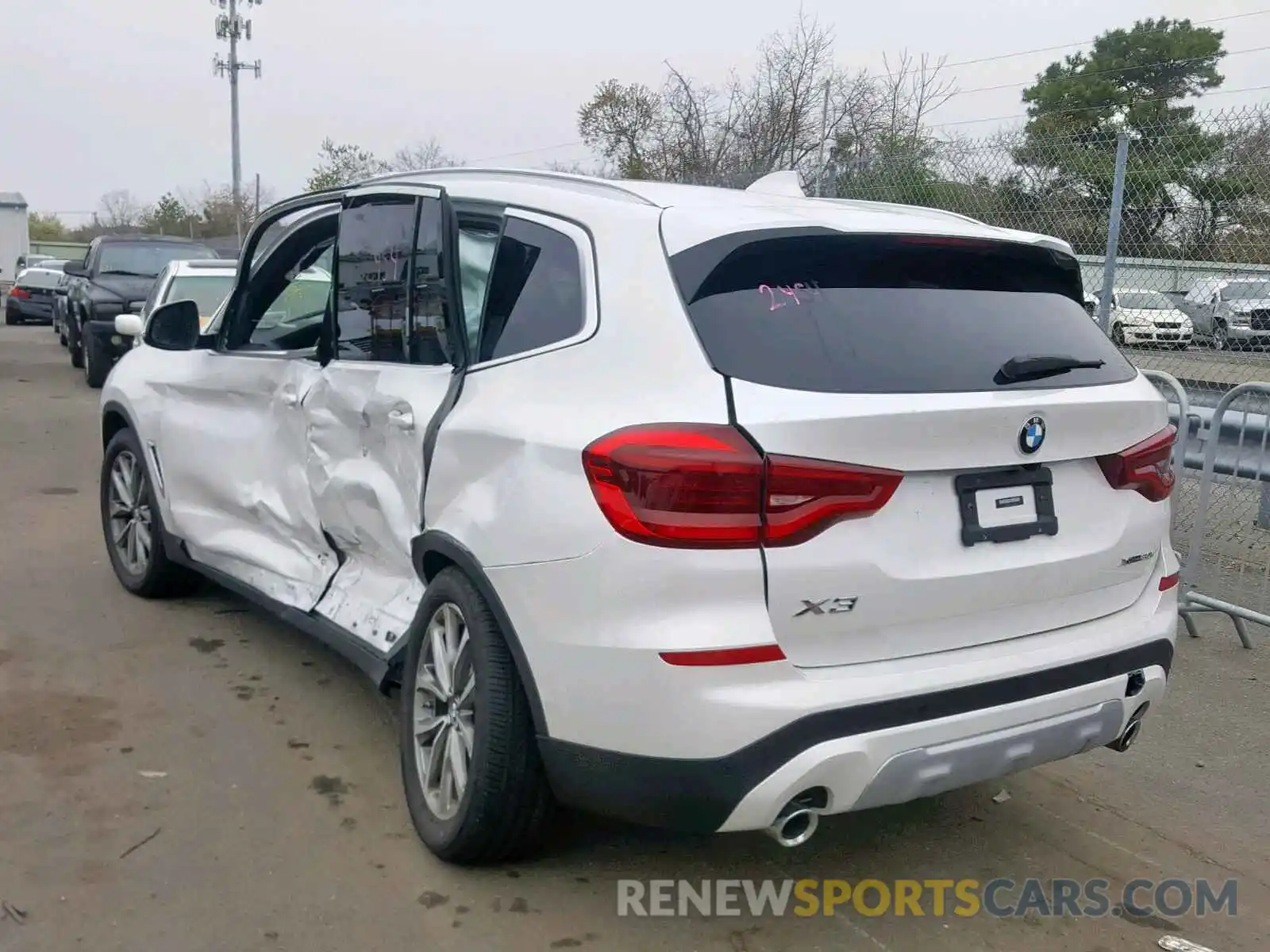 3 Photograph of a damaged car 5UXTR9C57KLE19822 BMW X3 2019