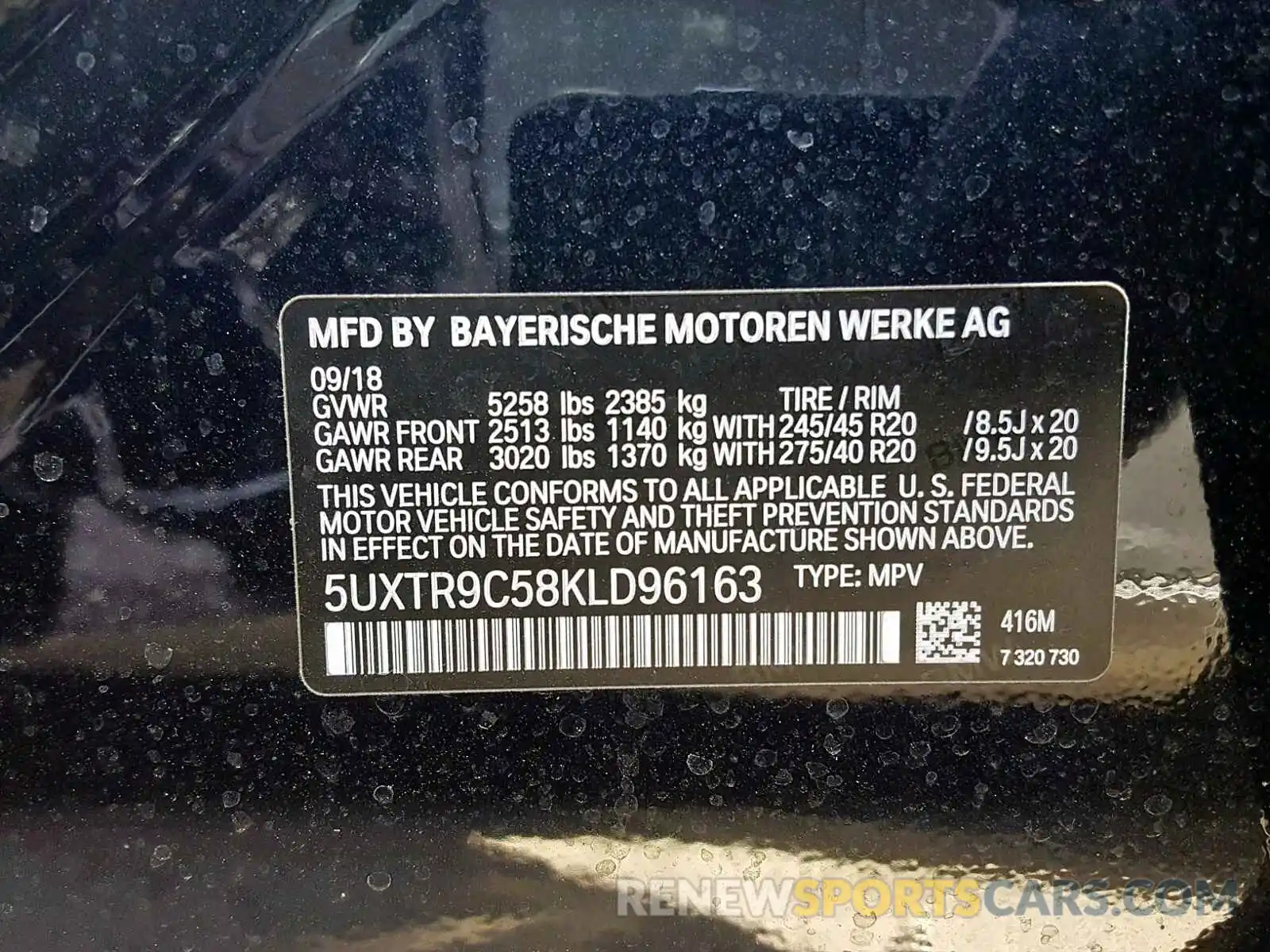 10 Photograph of a damaged car 5UXTR9C58KLD96163 BMW X3 2019