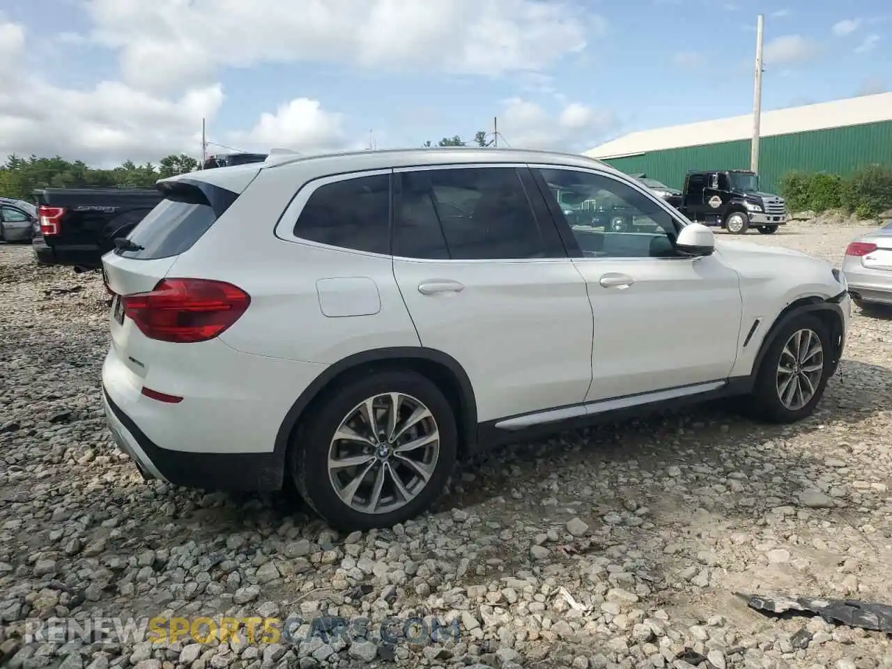 3 Photograph of a damaged car 5UXTR9C58KLD98897 BMW X3 2019