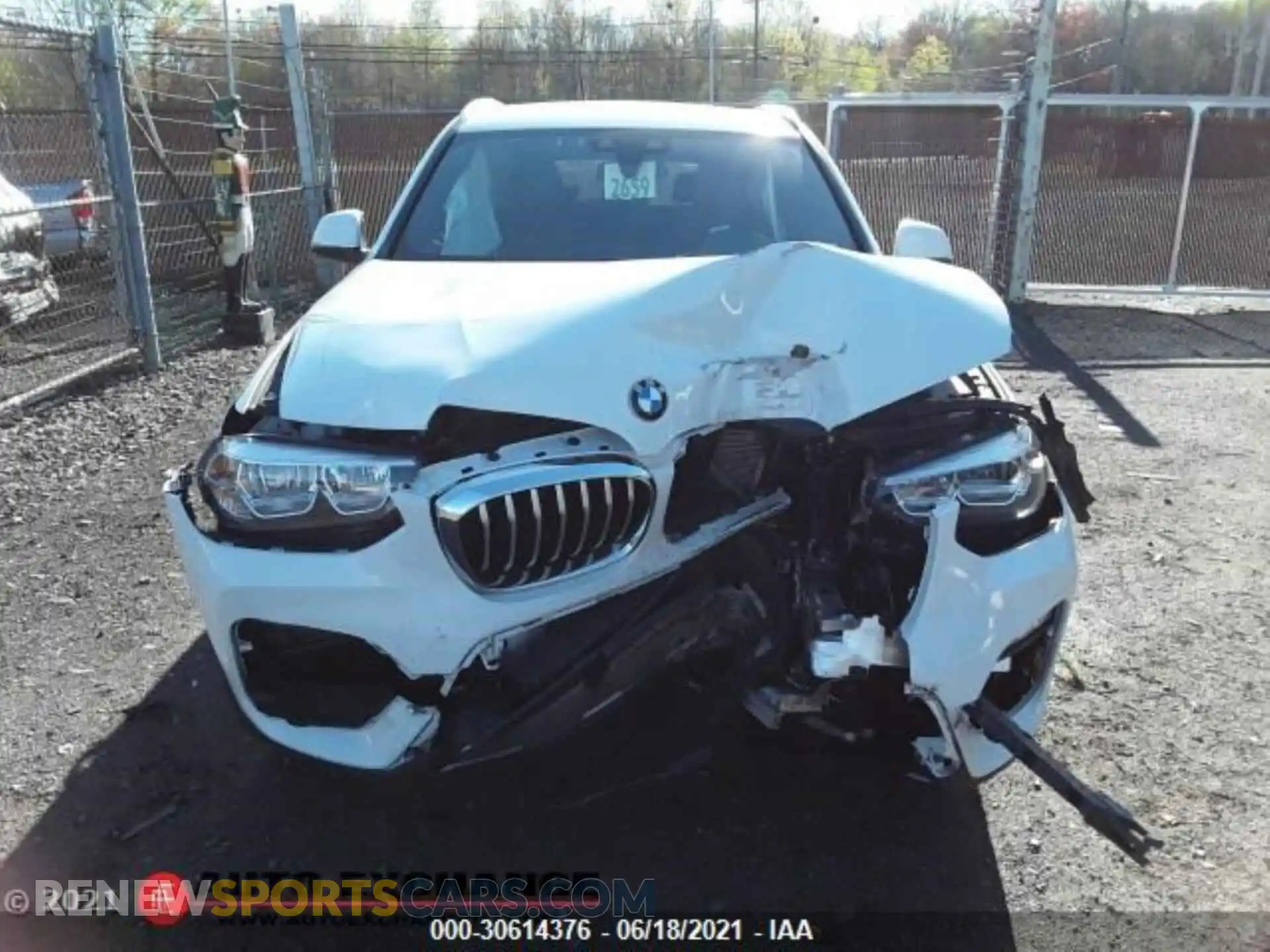 3 Photograph of a damaged car 5UXTR9C58KLP88444 BMW X3 2019