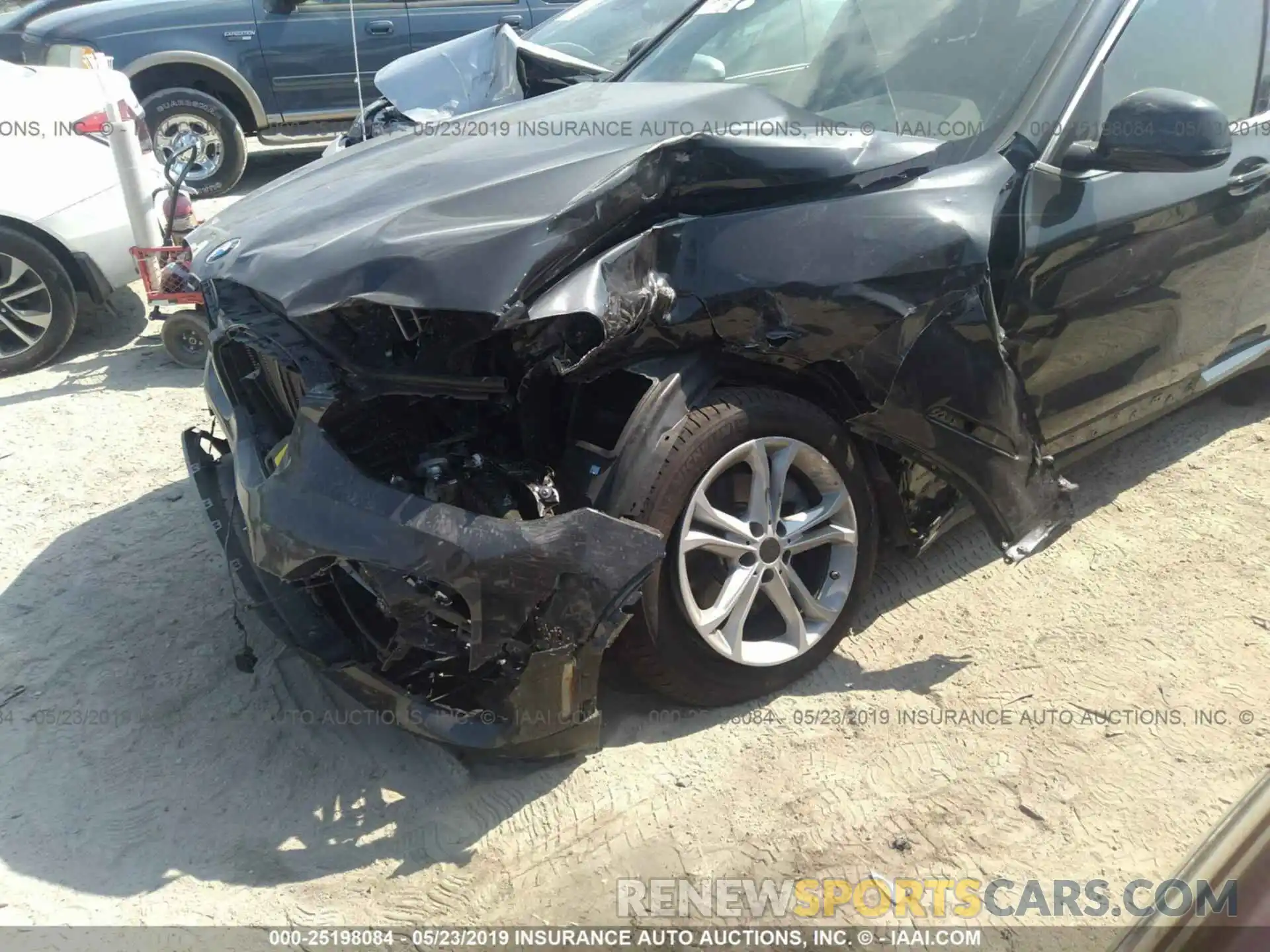 6 Photograph of a damaged car 5UXTR9C59KLP76738 BMW X3 2019