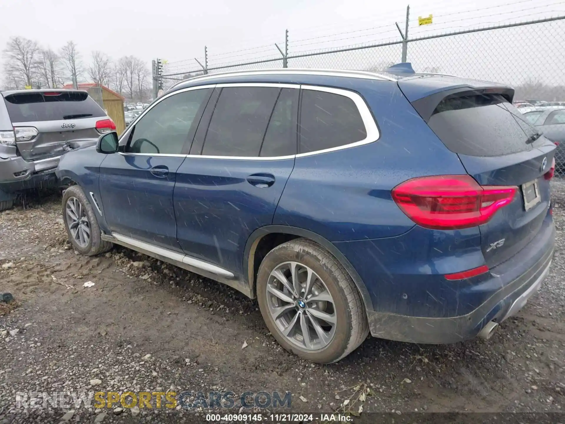 3 Photograph of a damaged car 5UXTR9C59KLP91708 BMW X3 2019