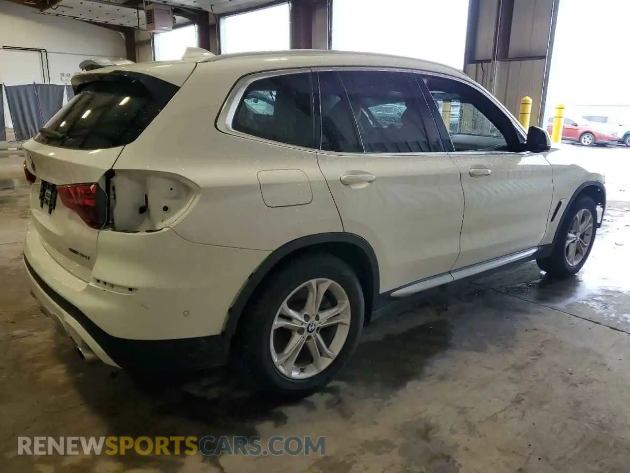3 Photograph of a damaged car 5UXTR9C5XKLD93622 BMW X3 2019